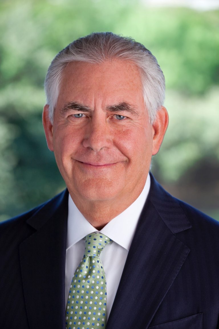 Rex Tillerson, Din vârful sondei, în fruntea lumii