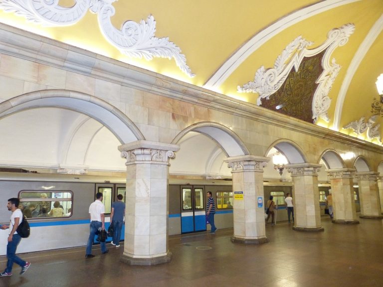 Explozie la o stație de metrou din Sankt Petersburg
