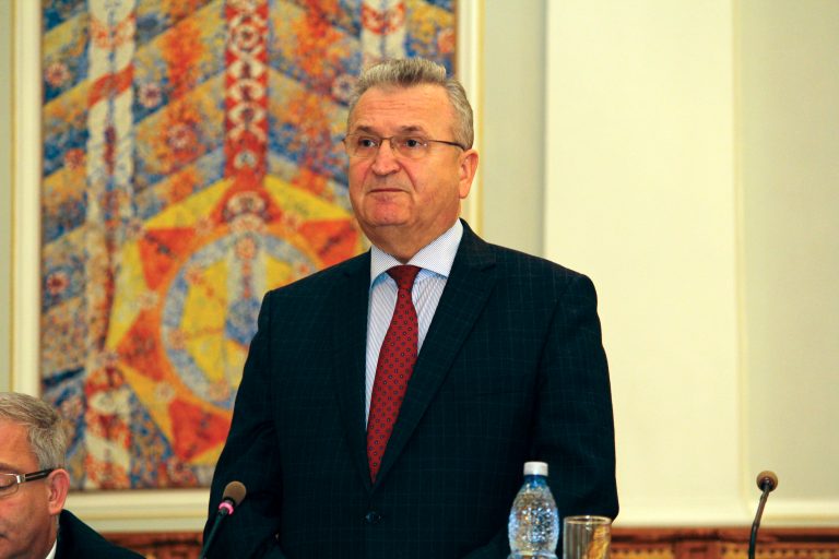 10 teme pentru 10 ani. următorii 10 ani!