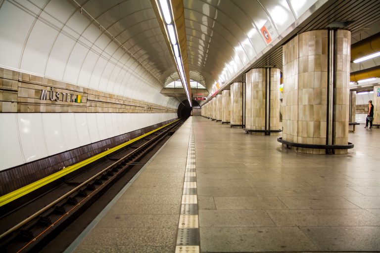 Metrorex introduce noi cartele de acces