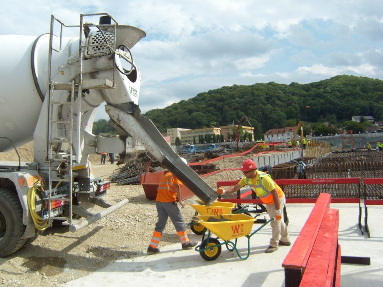 Investiţia AFI Europe din Braşov va genera 2000 de locuri de muncă