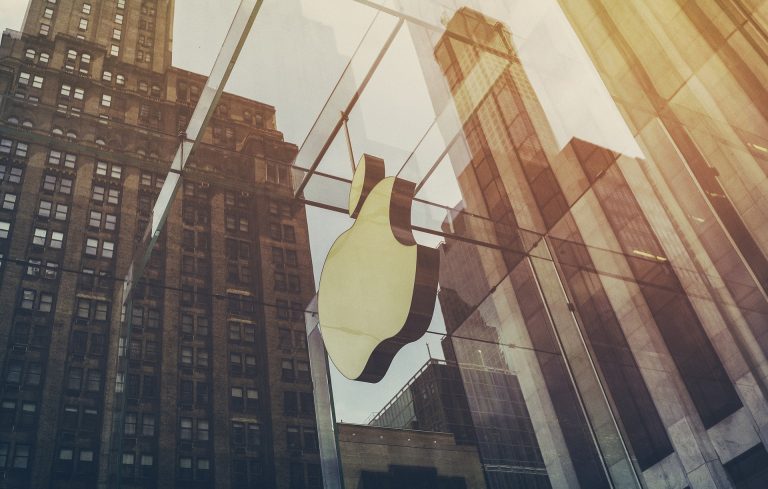 Apple a înscris venituri de 91.8 miliarde dolari