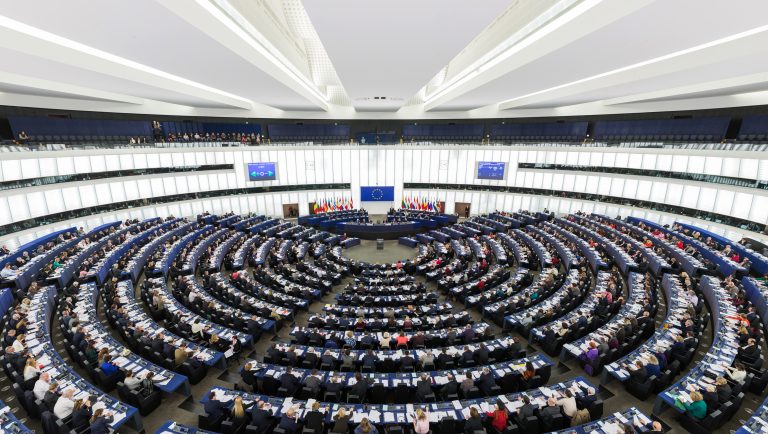 Parlamentul European: Toleranță zero față de abuzuri și hărțuirea sexuală