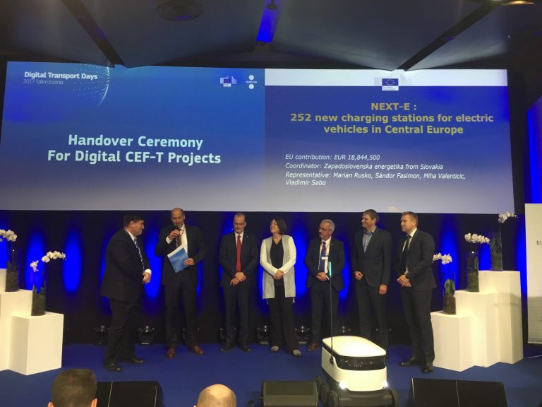Staţii de încărcare rapidă şi ultra-rapidă pentru autovehicule electrice în Europa Centrală şi de Est