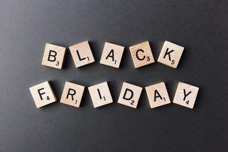 Se preconizează cel mai mare Black Friday. Majoritatea comercianților se așteaptă la încasări mai mari cu 50%