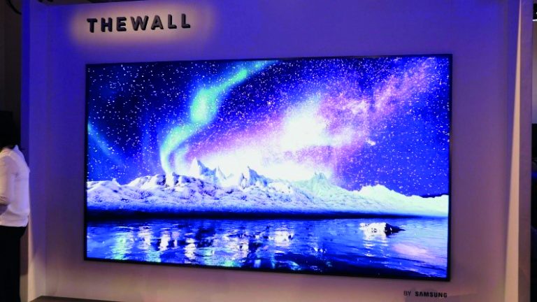 Samsung a lansat televizoare la care utilizatorii vor putea modifica mărimea ecranului