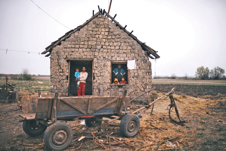 Avem creștere, dar rămânem săraci. Ne lipsește dezvoltarea