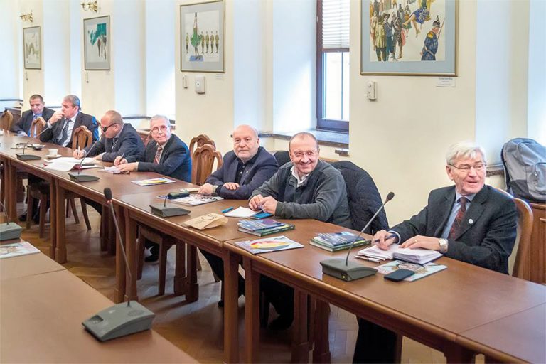 Agricultură, industrie alimentară, industrie constructoare de maşini şi utilaje pentru agricultură şi industrie alimentară – în modelul economic românesc în U.E. România – orizont 2030