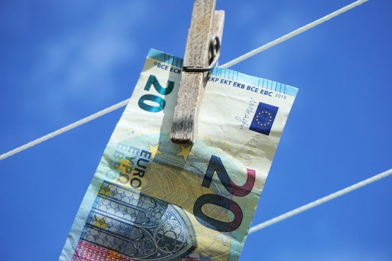 Burcin Atakan, EY: Impactul Directivei privind prevenirea spălării banilor asupra mediului de afaceri