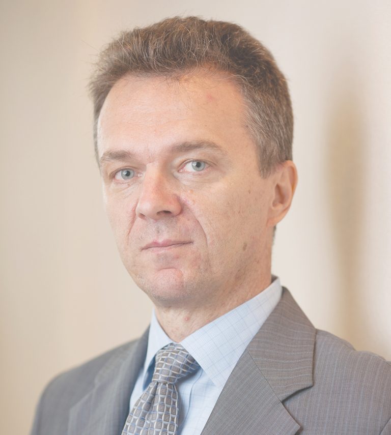Băncile centrale cumpără sute de tone de aur. Noi ce facem?