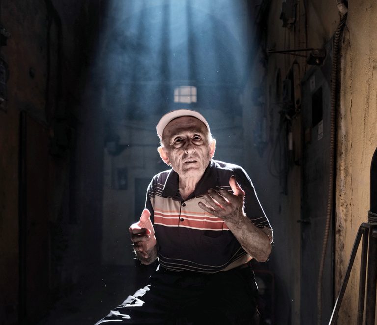 Lipsurile seniorilor din România, mult peste media europeană