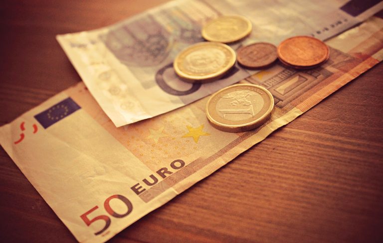 Ajutoare de stat: Comisia aprobă o garanție românească pentru împrumuturi în valoare de 62 de milioane EUR, menită să despăgubească Blue Air pentru daunele suferite ca urmare a pandemiei de COVID-19