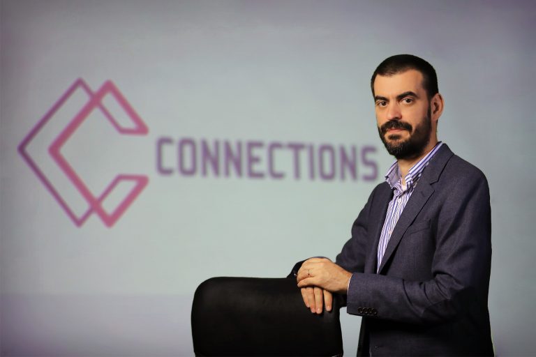 CONNECTIONS: Robotul SAM va înrola abonații Medicover