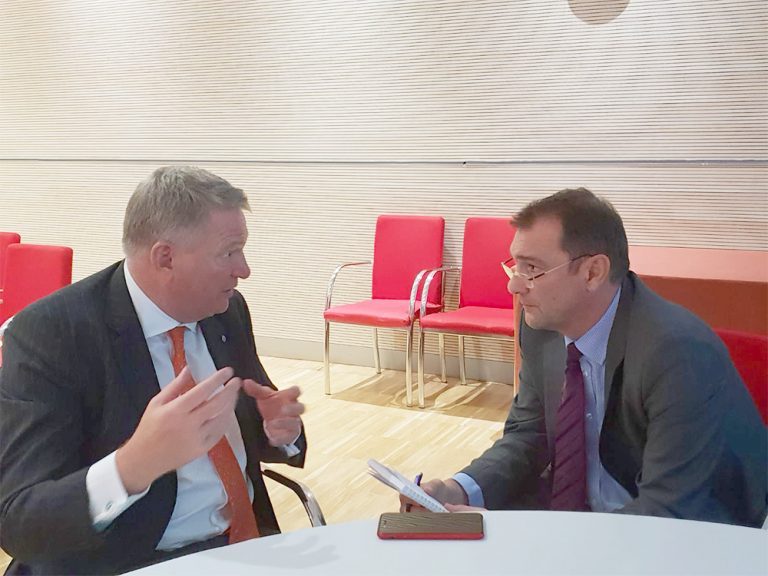 Războiul mondial al comerțului – o problemă pe termen scurt; Criza migrației în Europa, o criză pentru următorii 100 de ani