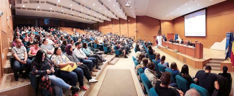 O punte de educaţie, ştiinţă şi civilizaţie între Orient şi Occident