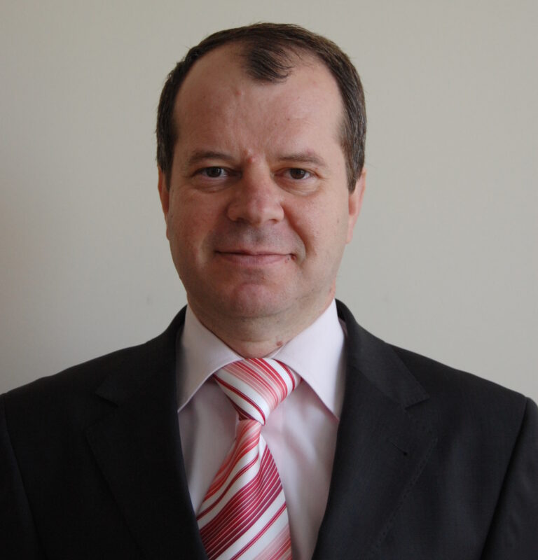 Benefito Mobile, operator virtual de telefonie mobilă, targetează 150.000 de euro pe SeedBlink
