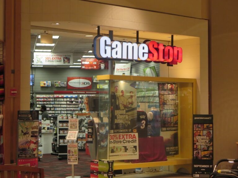 XTB: Fenomenul GameStop și Reddit, un punct de cotitură în istoria tranzacționării de acțiuni. Ce impact va avea asupra piețelor de capital pe viitor?