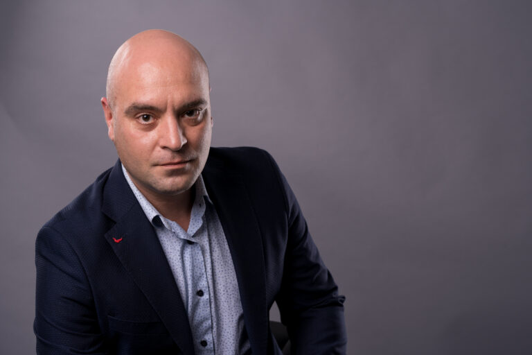 Digitalizarea şi automatizarea proceselor în activitatea de creditare, principala tendinţă din piaţa de credite bancare a anului 2021