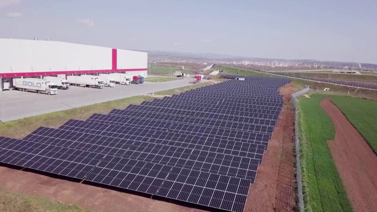 ENEL X ROMÂNIA CONSTRUIEȘTE ÎN PARTENERIAT CU KAUFLAND ROMÂNIA UN PARC FOTOVOLTAIC DE 1 MILION DE EURO