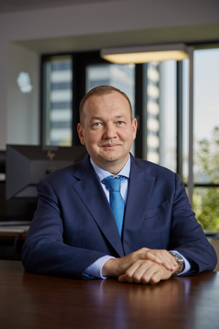 Afacerile JTI România cresc la 1,3 miliarde euro, din care 75% taxe