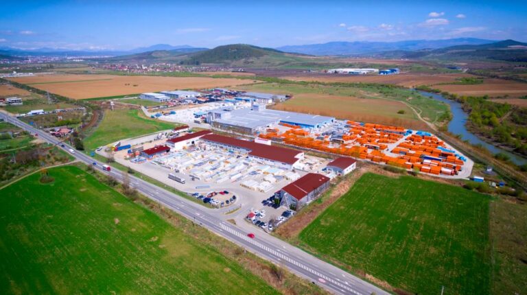 Grupul TeraPlast marchează o creștere cu 71% a profitului net în primul semestru