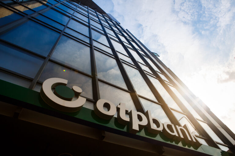 OTP Bank oferă finanțare și consiliere financiară agricultorilor și investitorilor din mediul rural prin parteneriatul încheiat cu AFIR pentru absorbția de fonduri europene