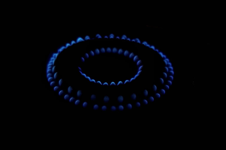 Prețurile gazelor vor exploda în facturile românilor după perioada de plafonare 