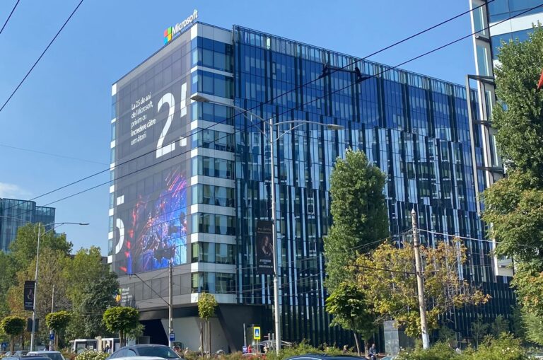 Un sfert de secol de digitalizare – Microsoft România aniversează 25 de ani de activitate pe piața din românească
