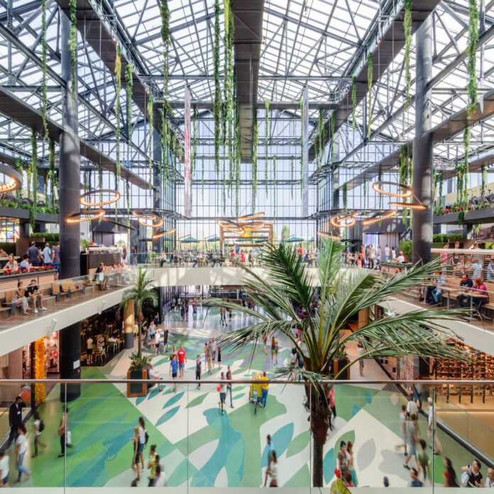 Sonae Sierra, park lake, mall