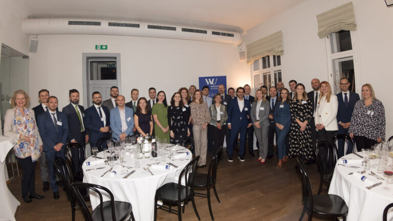 Record de înscrieri la programul MBA organizat de WU Executive Academy la Bucureşti