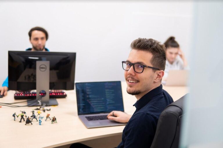 Parteneriat WellCode-Banca Transilvania pentru cursuri de programatori