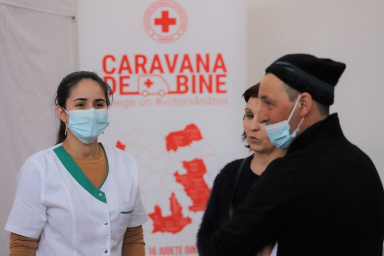 Caravană a Crucii Roșii Române pentru investigații medicale gratuite