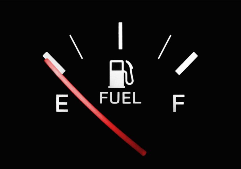 Conflictul din Ucraina „gripează” motorul industriei auto