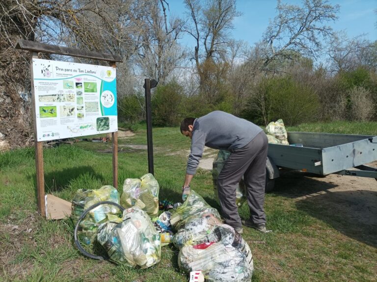 300.000 kg de deșeuri adunate în prima parte a campaniei Curățăm România!