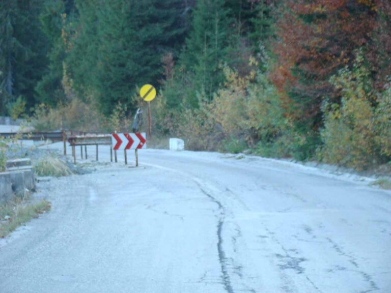 Transportatorii solicită circulație pe ambele sensuri alternativ în condițiile restricțiilor de pe DN 7