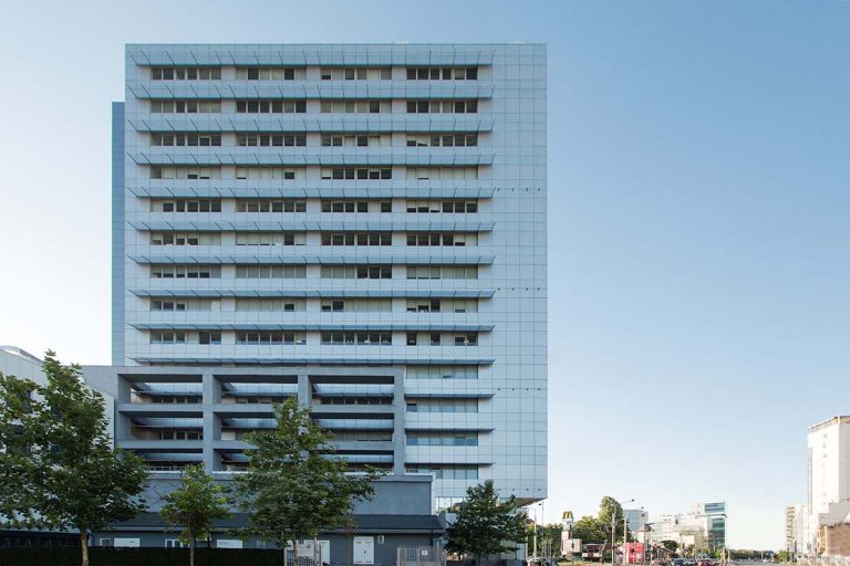 Indotek Group cumpără clădirea One Victoriei Center și continuă extinderea portofoliului pe piața locală