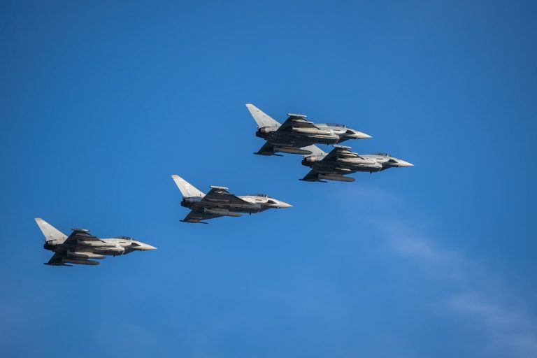 Summitul NATO, noi oportunități pentru companiile din domeniul apărării