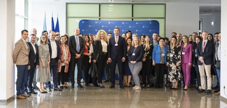 Combaterea traficului de deșeuri