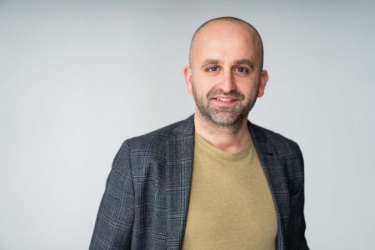 eJobs: Perspectivele economice pentru 2023 mobilizează candidații tineri