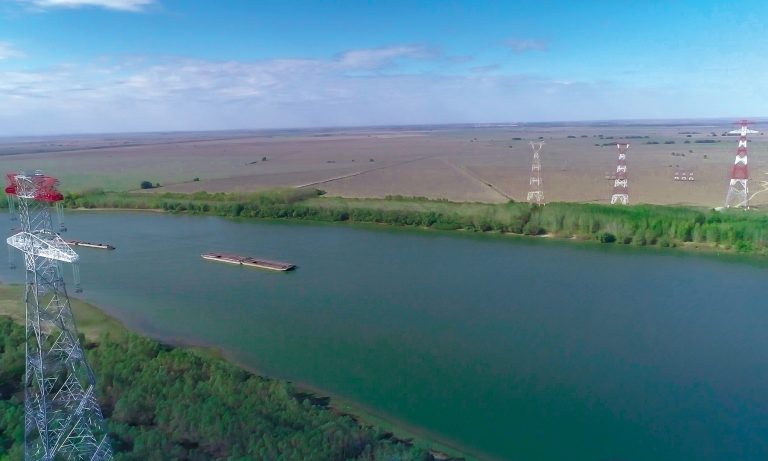 Linia de 400 kV Cernavodă-Stâlpu, trecere istorică a Dunării: lucrare de o măiestrie inginerească unică în ultimii 35 de ani