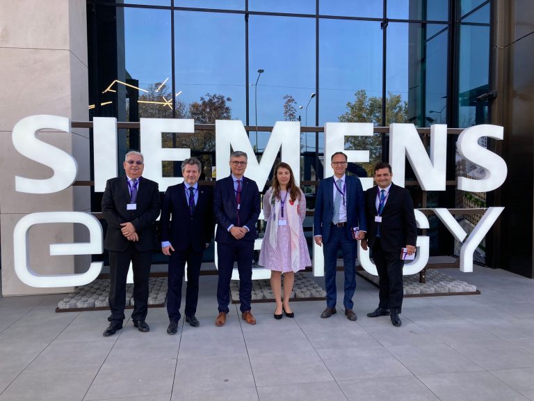 Siemens Energy își reînnoiește angajamentul față de România, anunțând investiții, oportunități noi în lanțul de aprovizionare și locuri de muncă