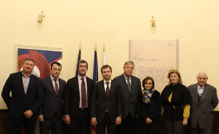 Susținere pentru schimburi comerciale ale Ucrainei prin transport fluvial și maritim