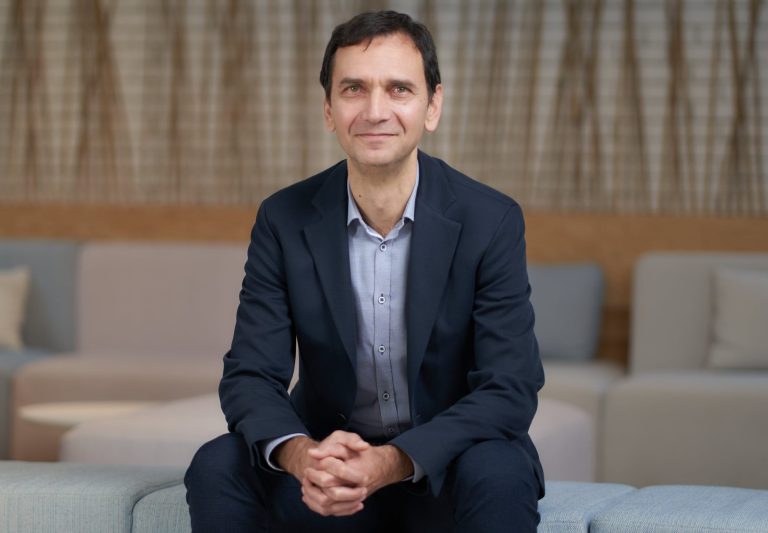 ING Bank România a acordat un credit 5 milioane euro companiei Simtel Team