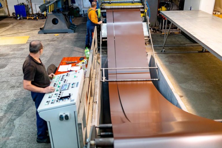 LIO-METAL, cifră de afaceri în creștere cu 92% în 2021 față de 2020