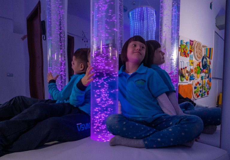 Transavia, sprijin pentru amenajarea și dotarea unei camere senzoriale de terapie