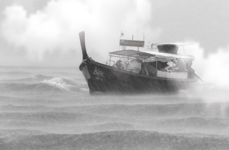 Omenirea în derivă