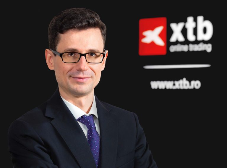 ANALIZĂ XTB, Claudiu Cazacu: Cât de aproape sunt SUA de o recesiune? Incertitudinile din economie au produs scăderi majore pe burse