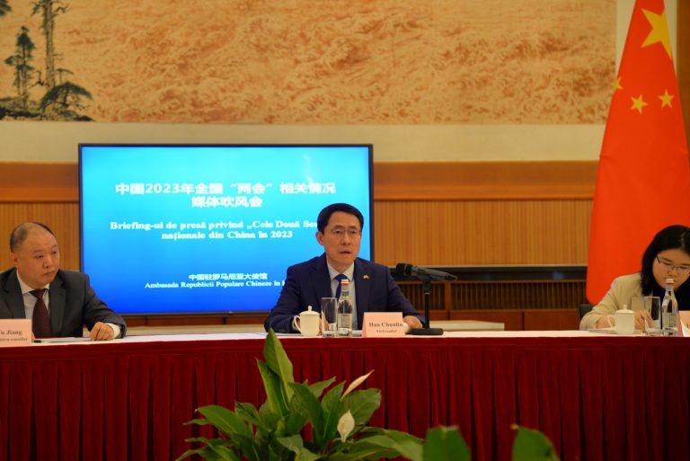 Discursul Ambasadorului HAN Chunlin în cadrul Briefingului de presă privind „Cele Două Sesiuni” ale Chinei (17 martie 2023)