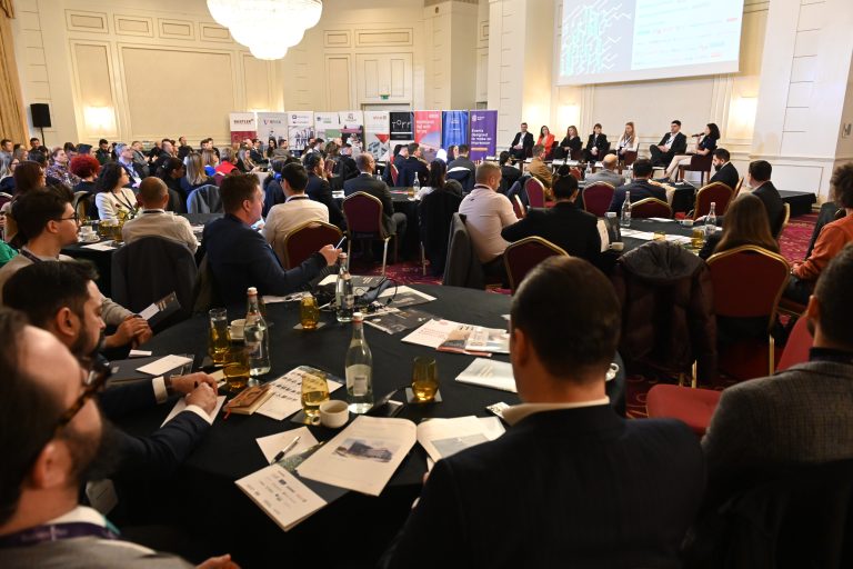 Implementarea standardelor ESG, eficiența energetică și identificarea de soluții noi, adaptate la nevoile consumatorilor, vor domina sectoarele retail, industrial & logistic, office & rezidențial