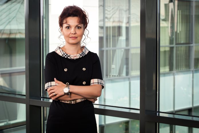 Simona Pavelescu CEO htss